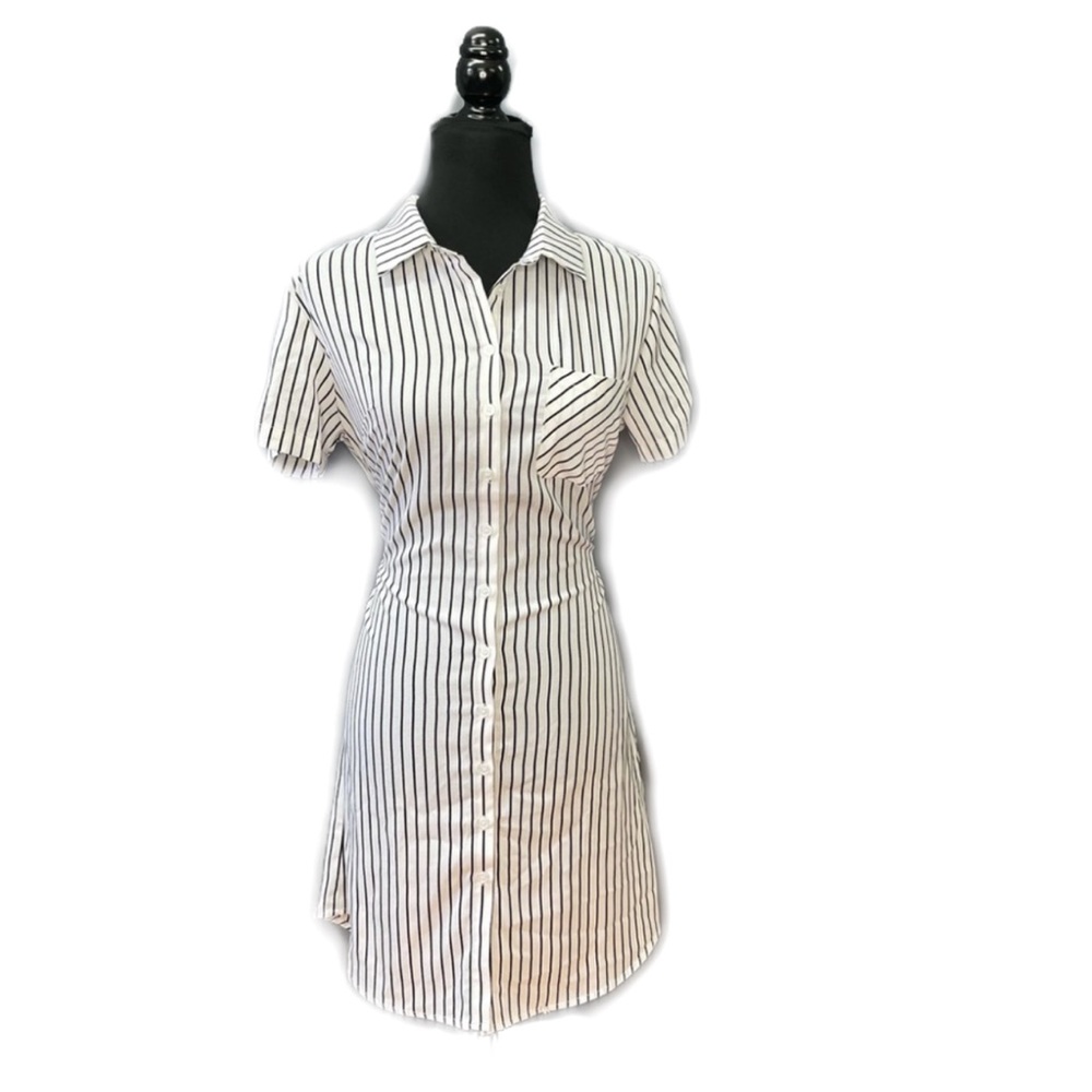 Motion- White & black stripped collard dress
